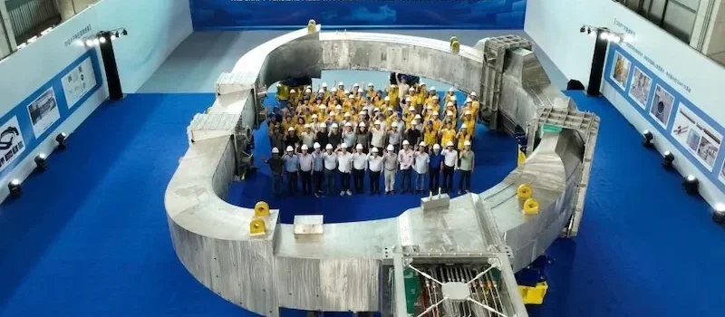 Fusão Nuclear na China: O Avanço do Maior Imã Supercondutor do Mundo
